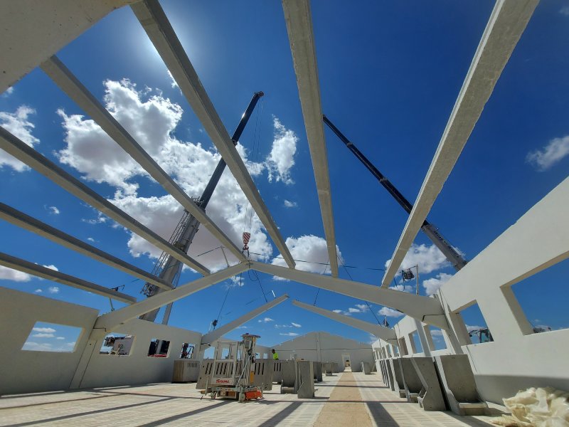 Tecnyconta. Prefabricados de hormigon para instalaciones agropecuarias