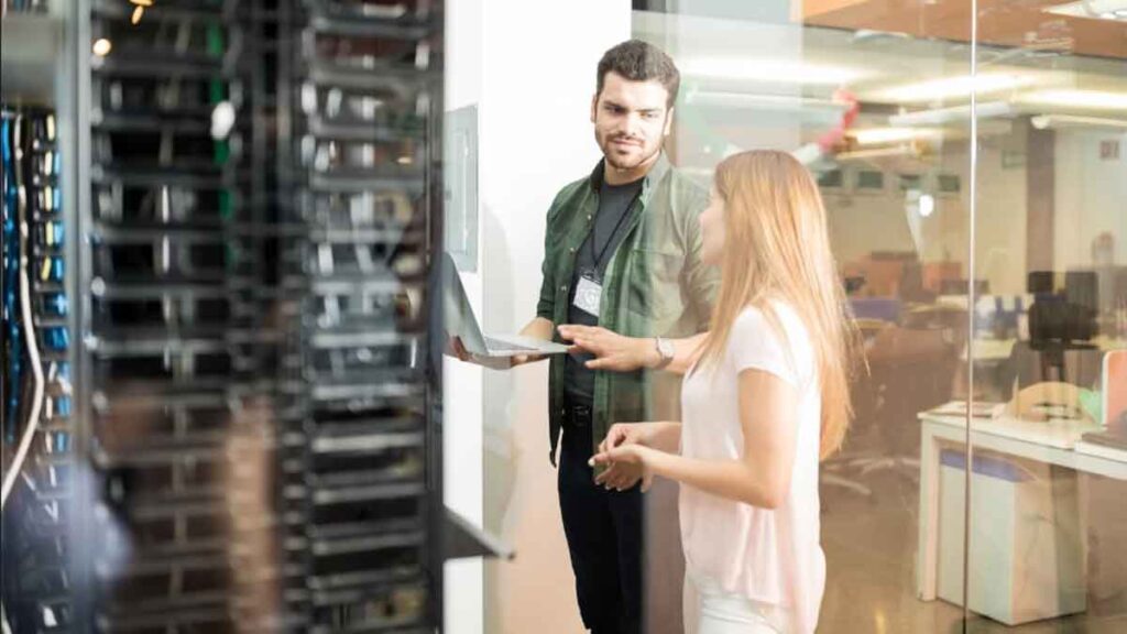 Cómo seleccionar el emplazamiento ideal para un centro de datos y evitar errores críticos