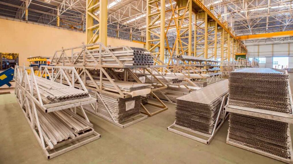 Cómo elegir una empresa especializada en estructuras industriales prefabricadas
